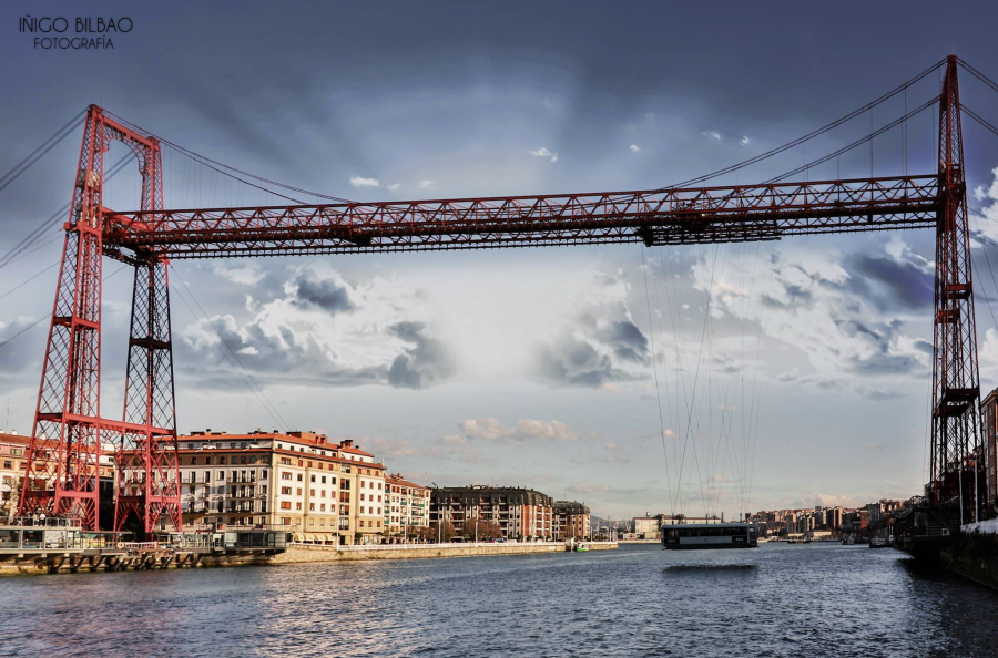 Puente Colgante Hotel Gran Bilbao Transfer